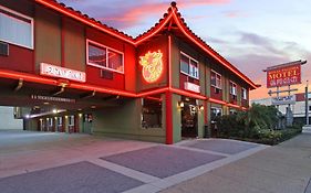 Royal Pagoda Motel